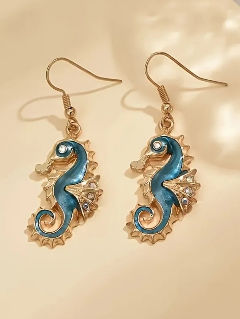 NEW Seahorse Dangle Earrings